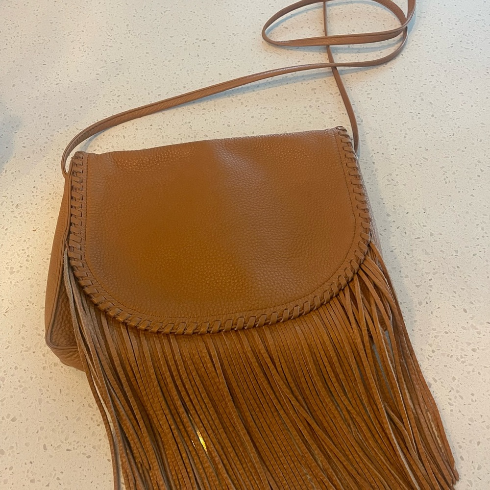 Hobo Breezy Crossbody